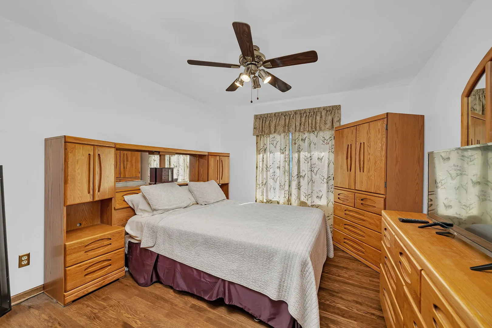 2411 Ruth Fitzgerald Drive IL