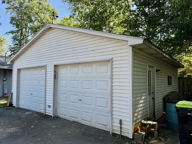 401 W Bradley Avenue IL