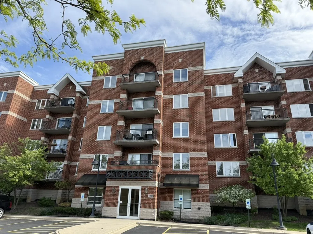 3401 N Carriageway Drive 307 IL
