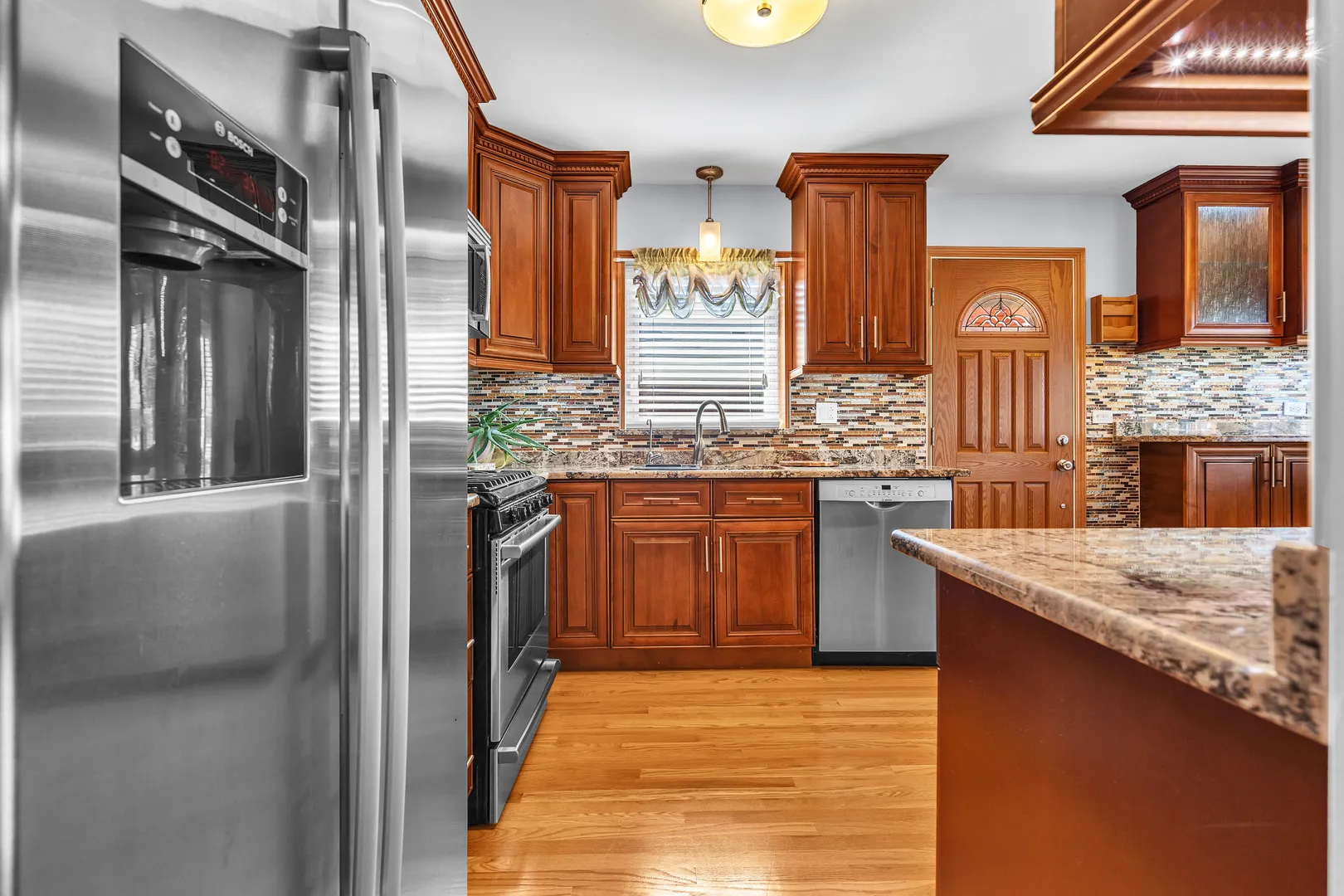 1665 S Elm Street IL