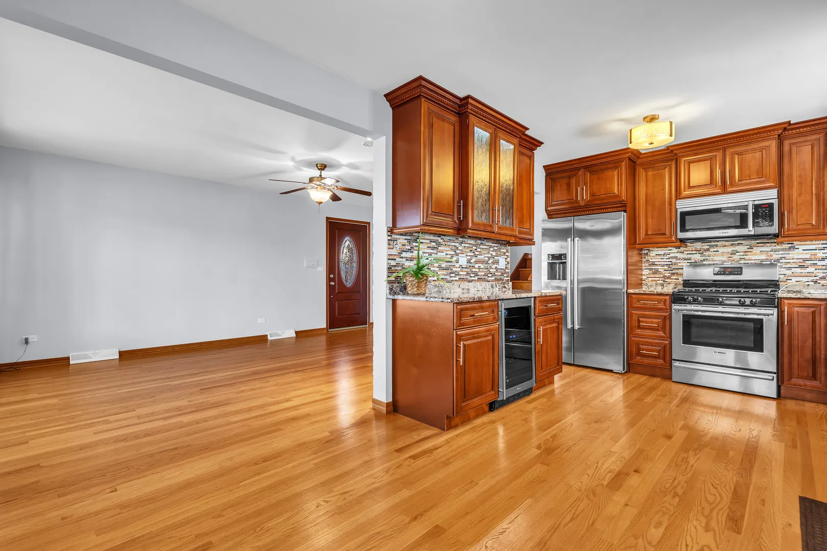 1665 S Elm Street IL