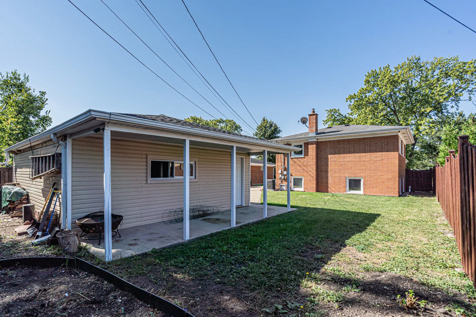 1665 S Elm Street IL