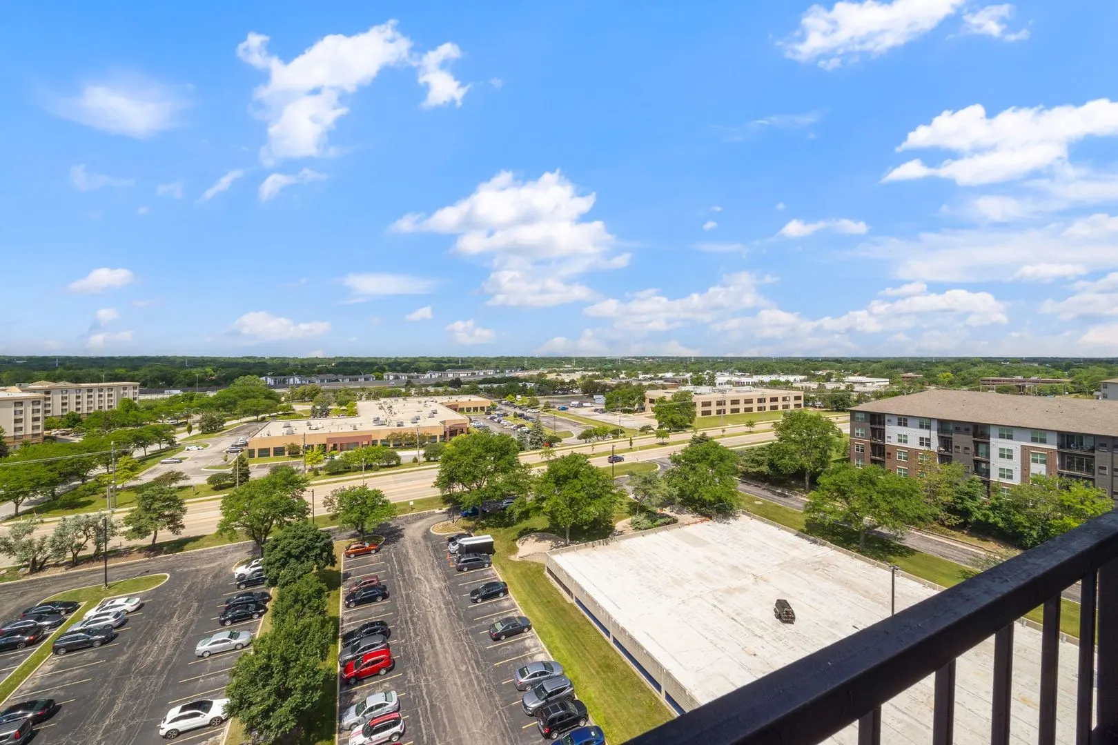 2005 S Finley Road 1204 IL