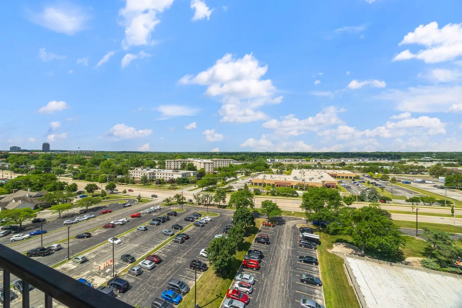 2005 S Finley Road 1204 IL