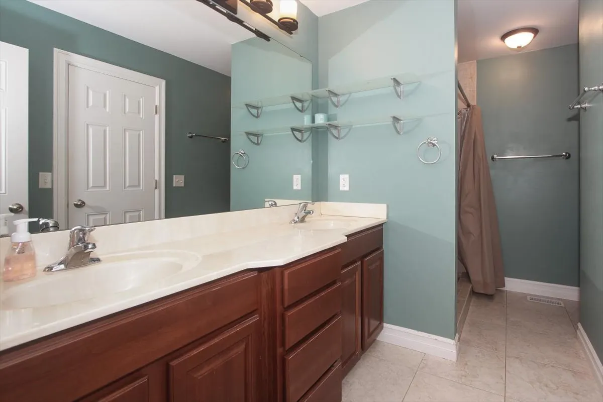 2363 Meadow View Lane IL