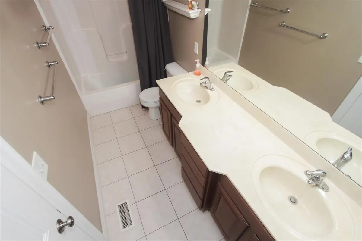 2363 Meadow View Lane IL