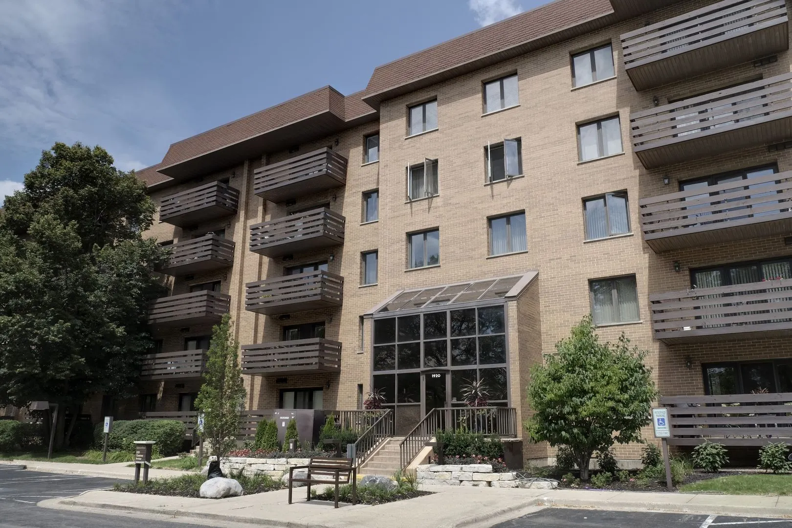 1910 Chestnut Avenue D306 IL