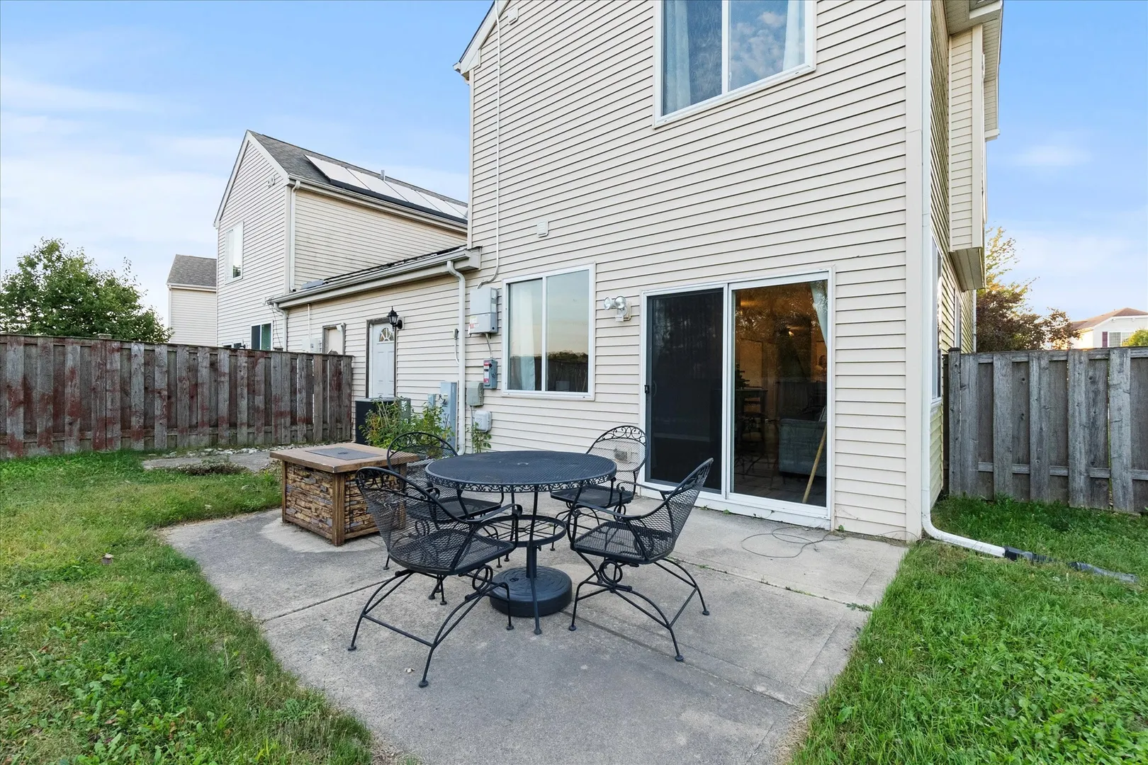819 Daniel Drive IL