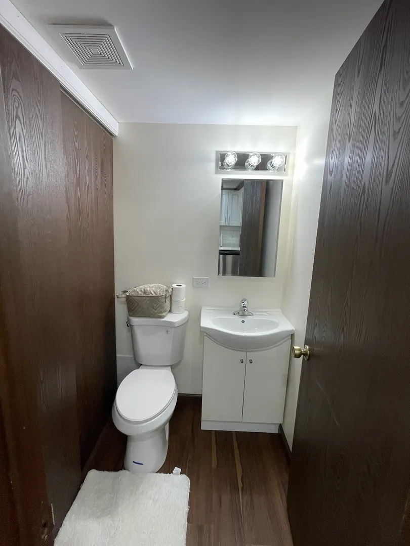 149 Forest Avenue D IL