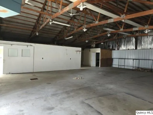 1797 E County Rd 1540 N IL