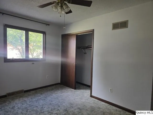 1797 E County Rd 1540 N IL