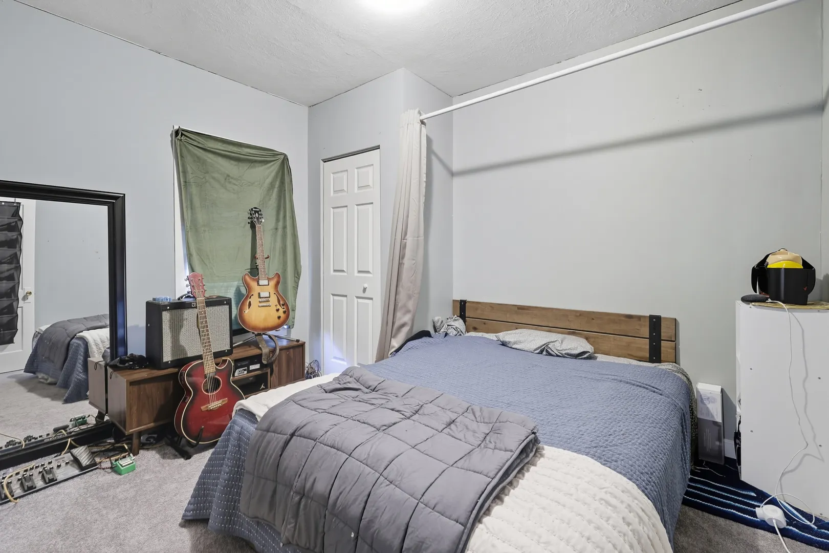 440 W Main Street IL