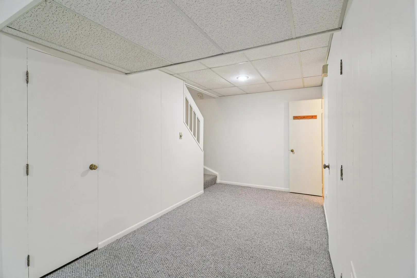 404 N SHORELINE Road 298 IL