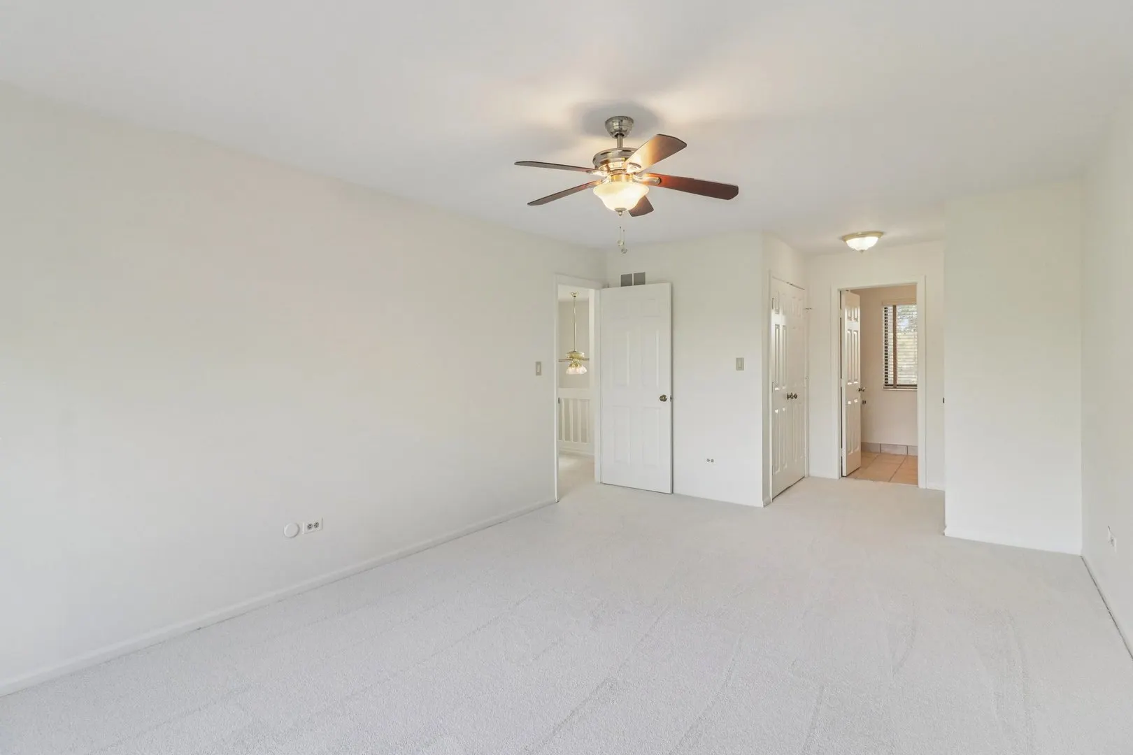 404 N SHORELINE Road 298 IL