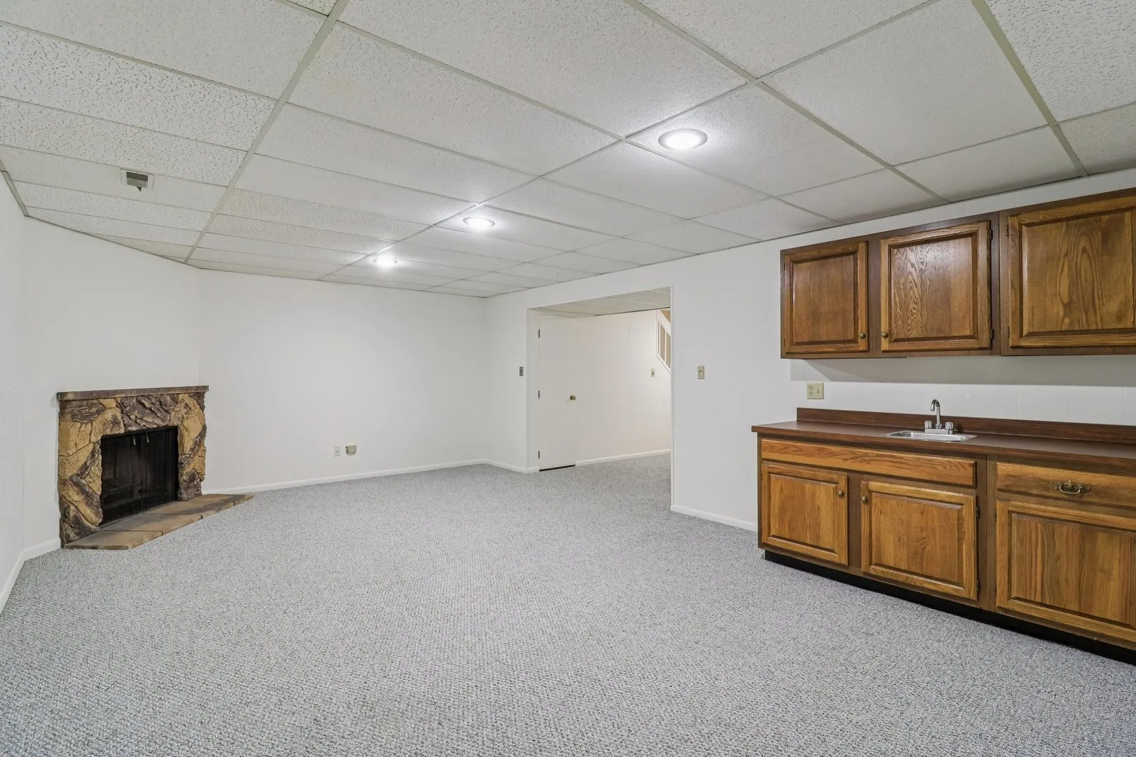 404 N SHORELINE Road 298 IL
