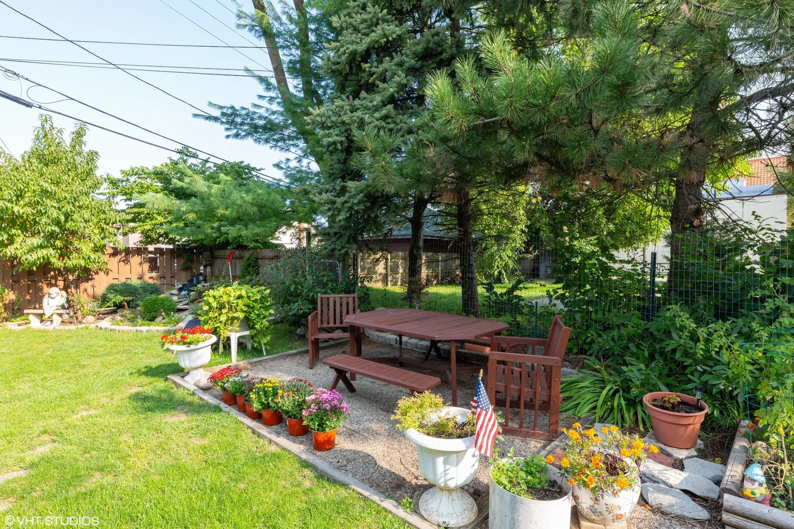 26 E Crystal Lake Avenue E B IL