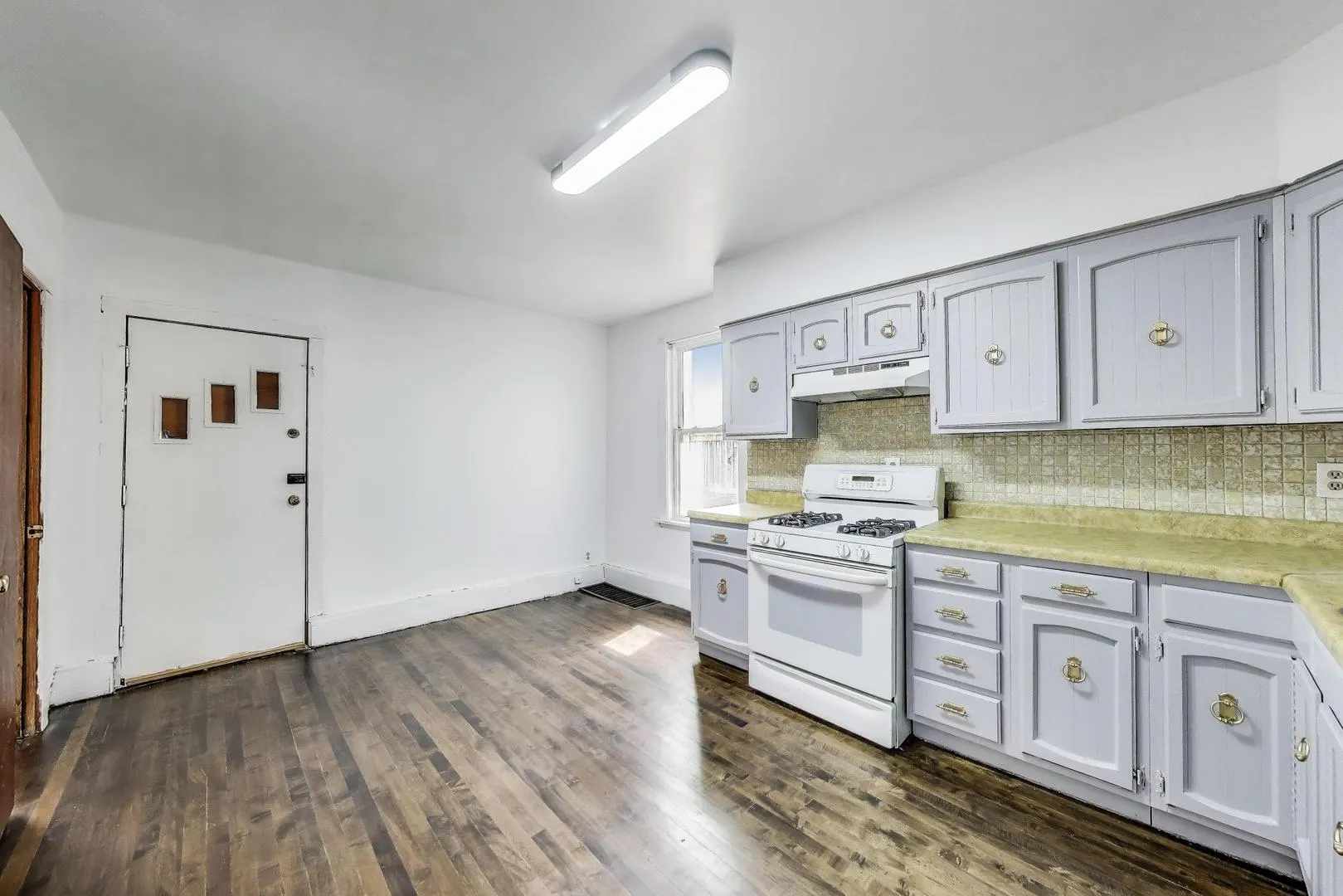 4229 N Kedzie Avenue IL