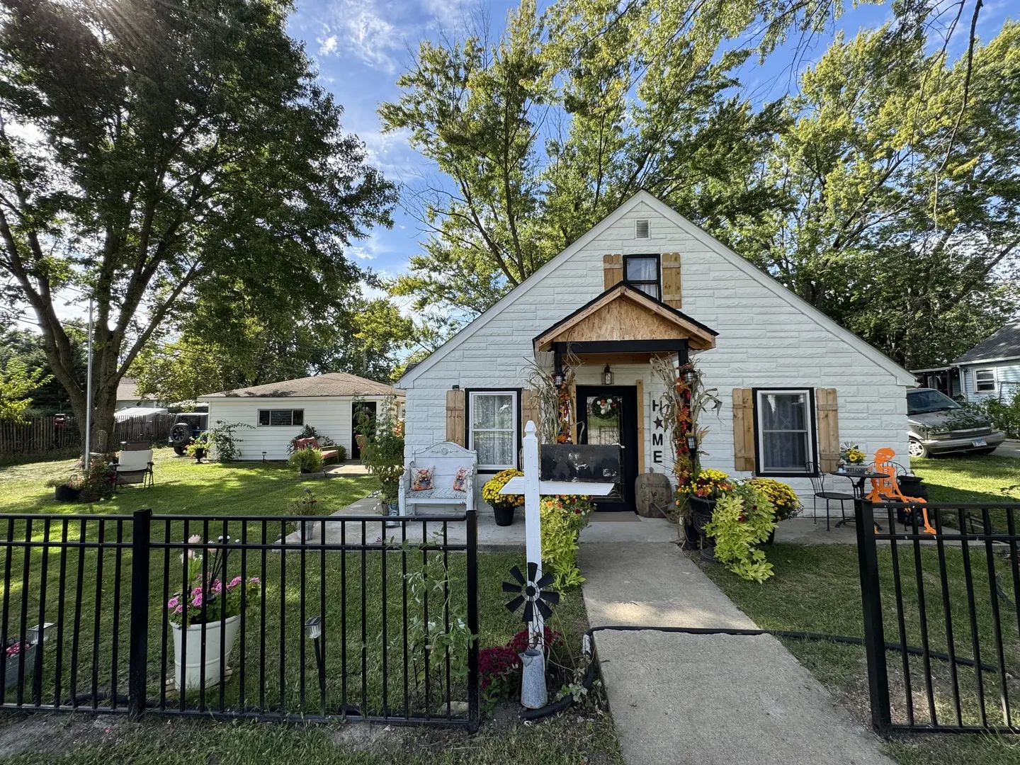 409 Cayuga Street IL