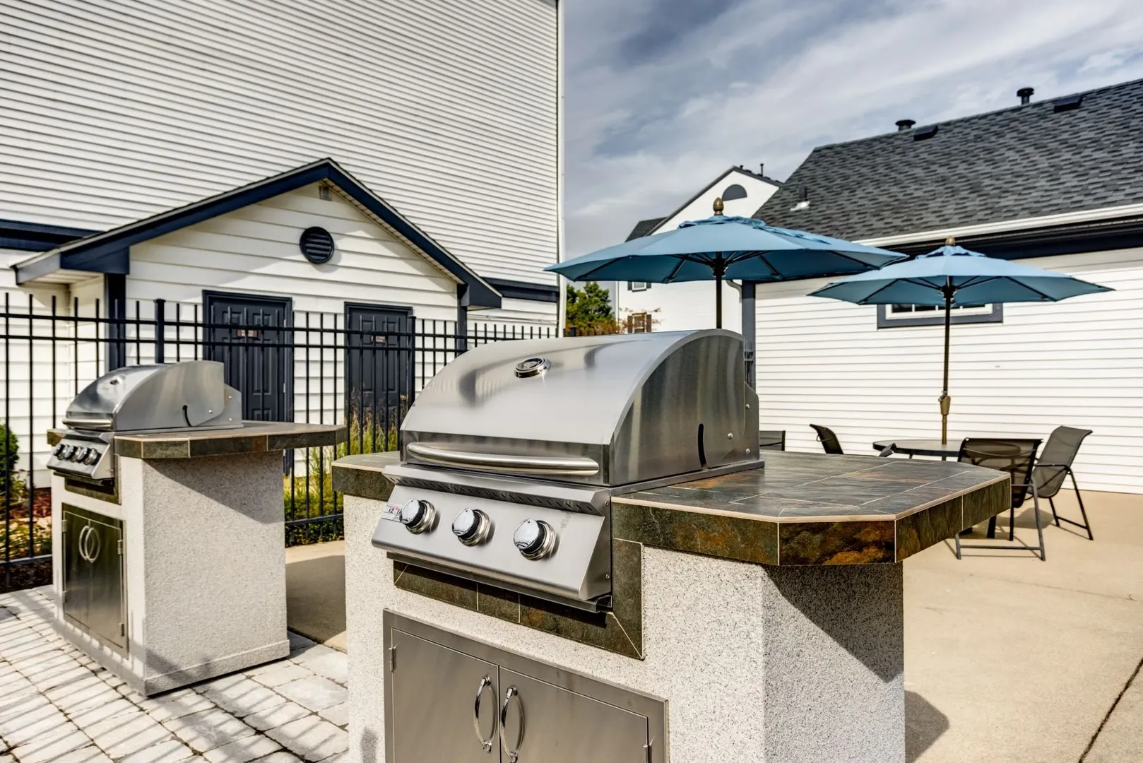 208 Bach Court 204 IL