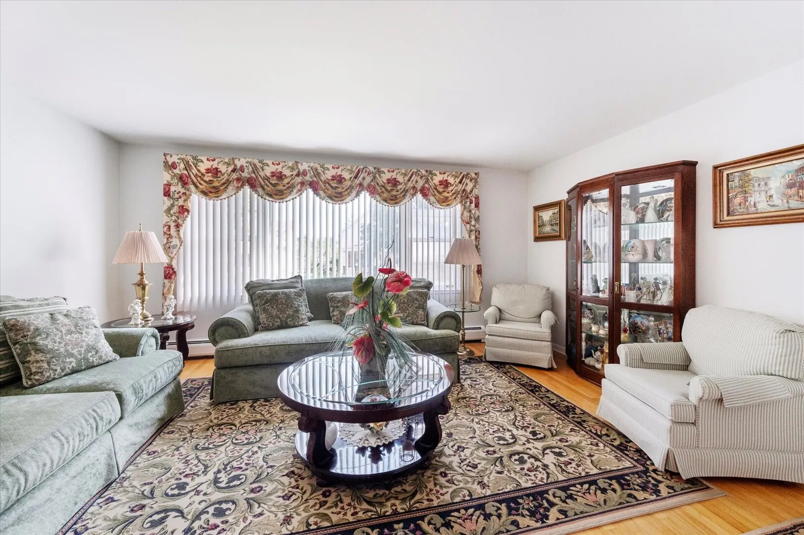 1114 N 11th Avenue IL
