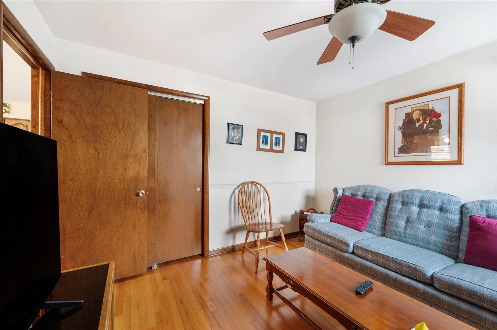 1114 N 11th Avenue IL