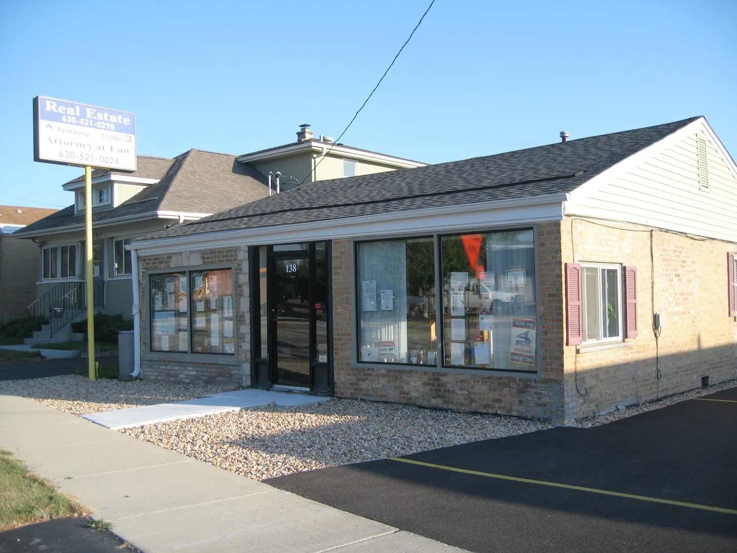 138 W Irving Park Road W 1 IL
