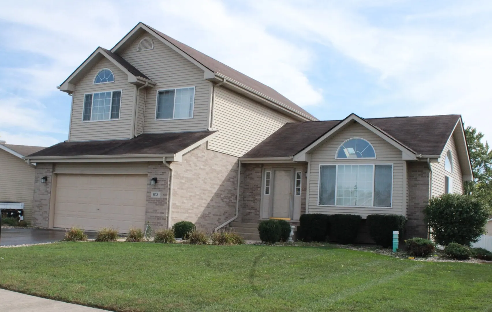 613 Farm View Road IL