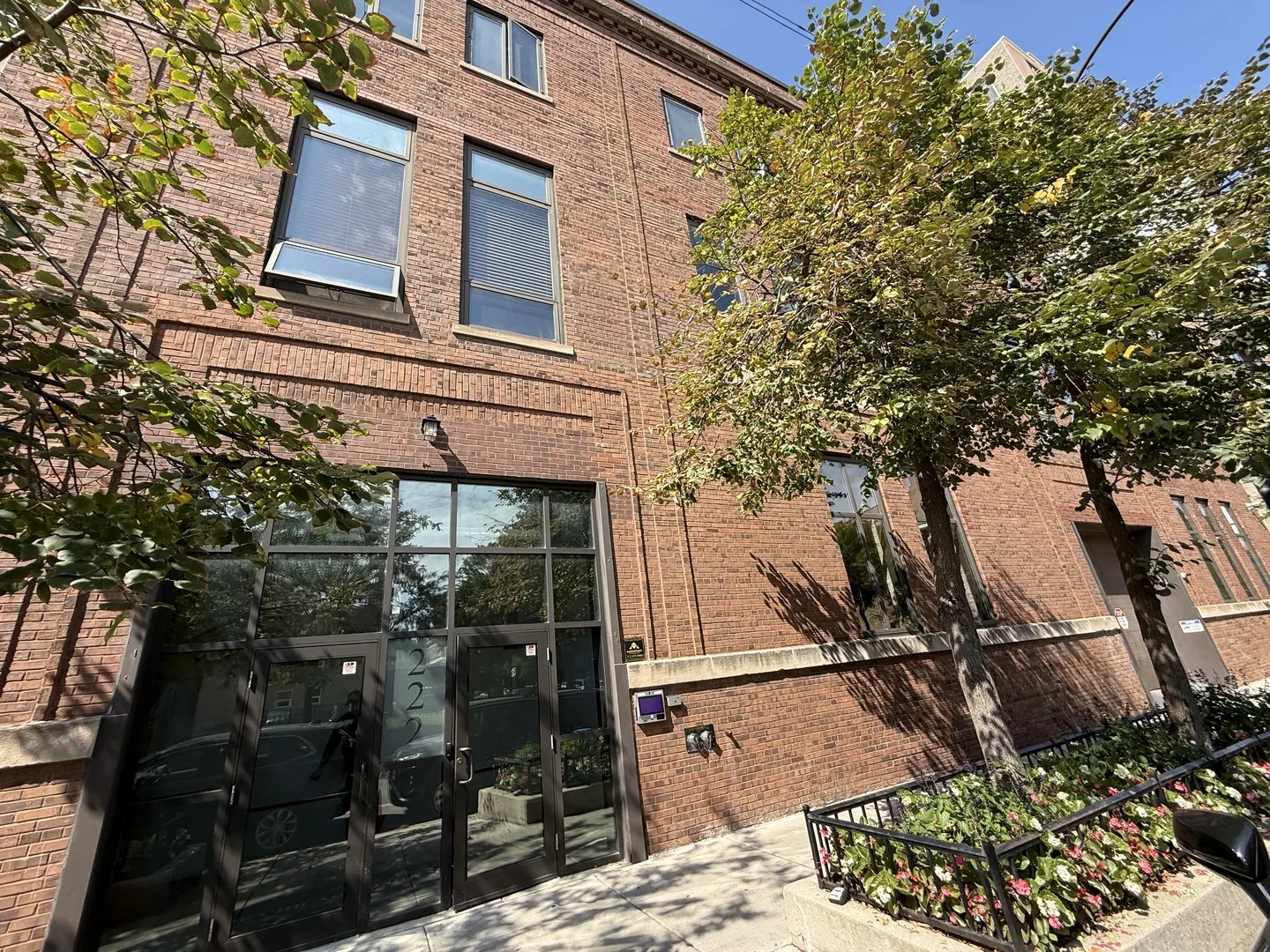 222 S Racine Avenue 207 IL