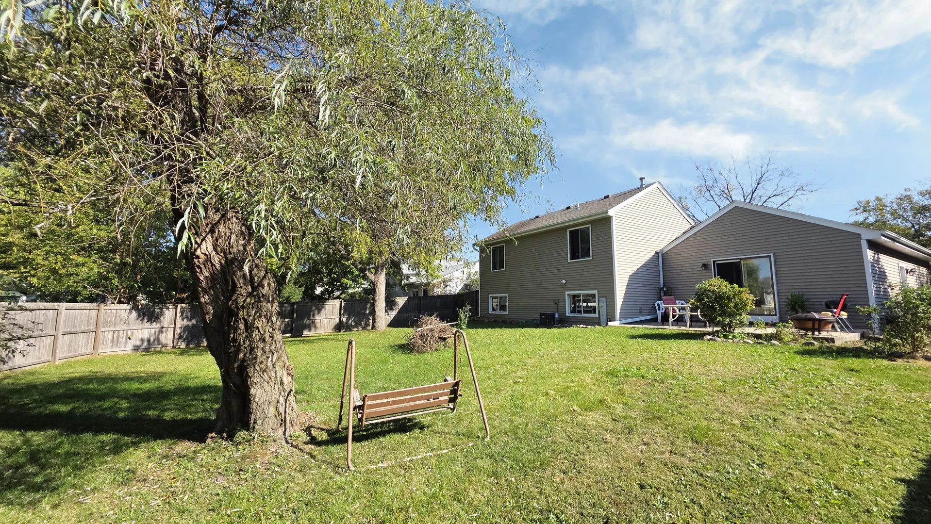 301 N Huntington Drive IL