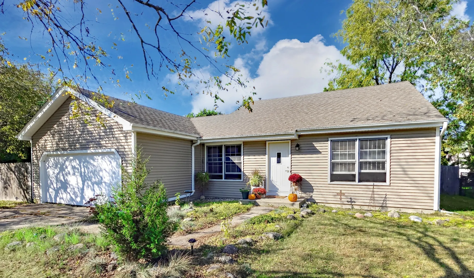 301 N Huntington Drive IL