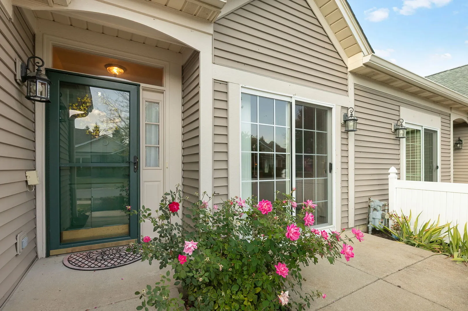 272 Enfield Lane IL
