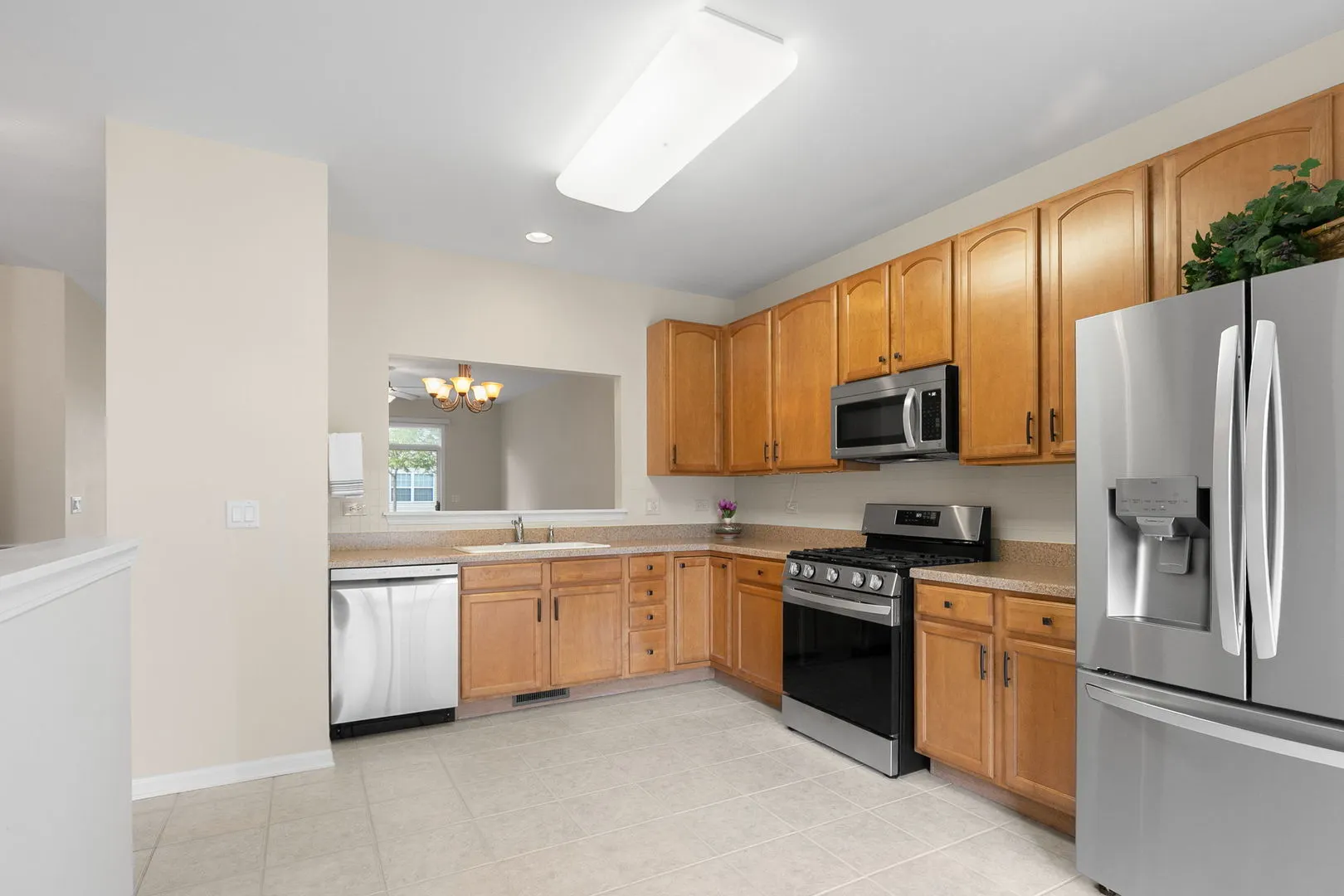 272 Enfield Lane IL