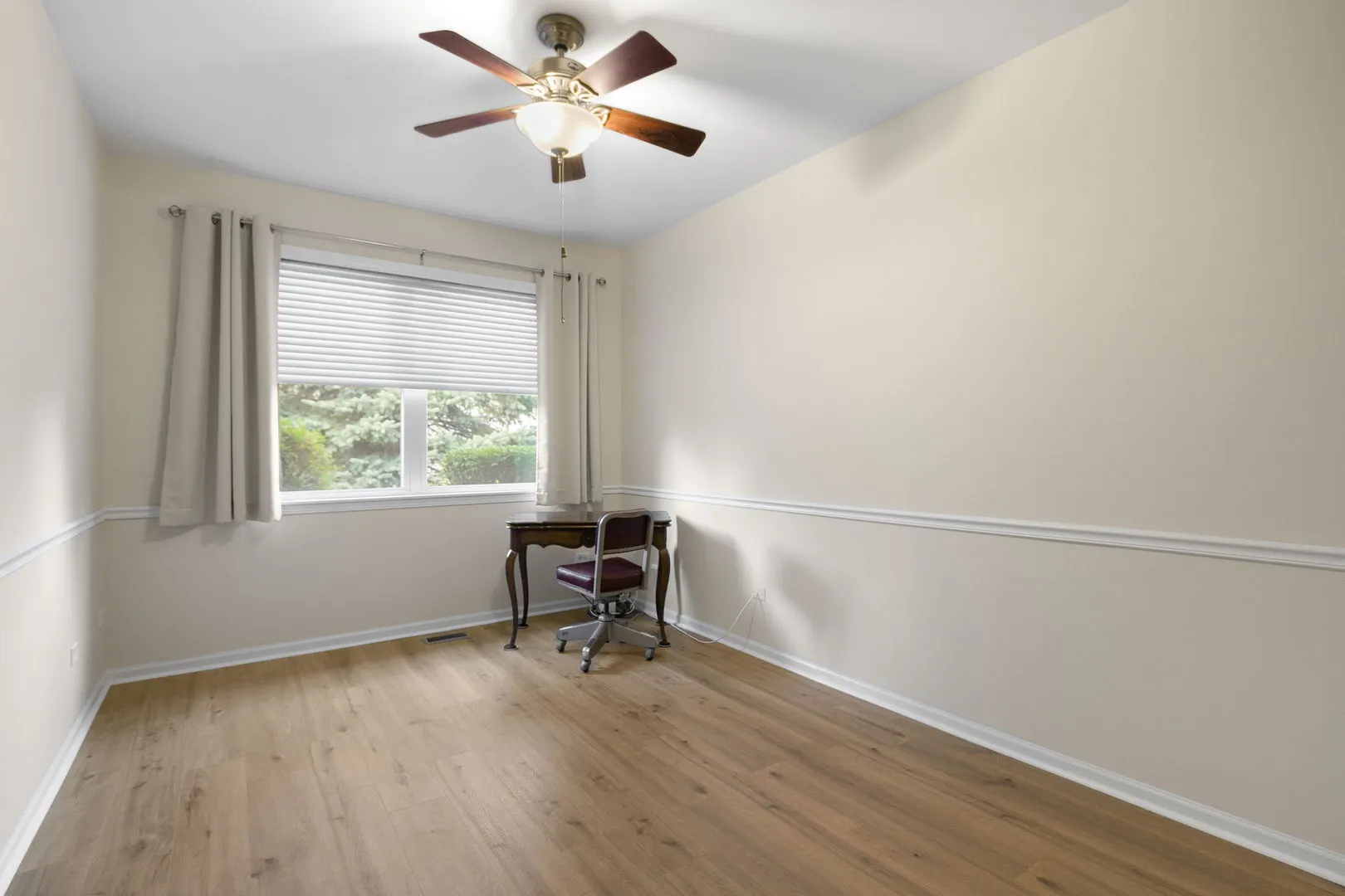 272 Enfield Lane IL