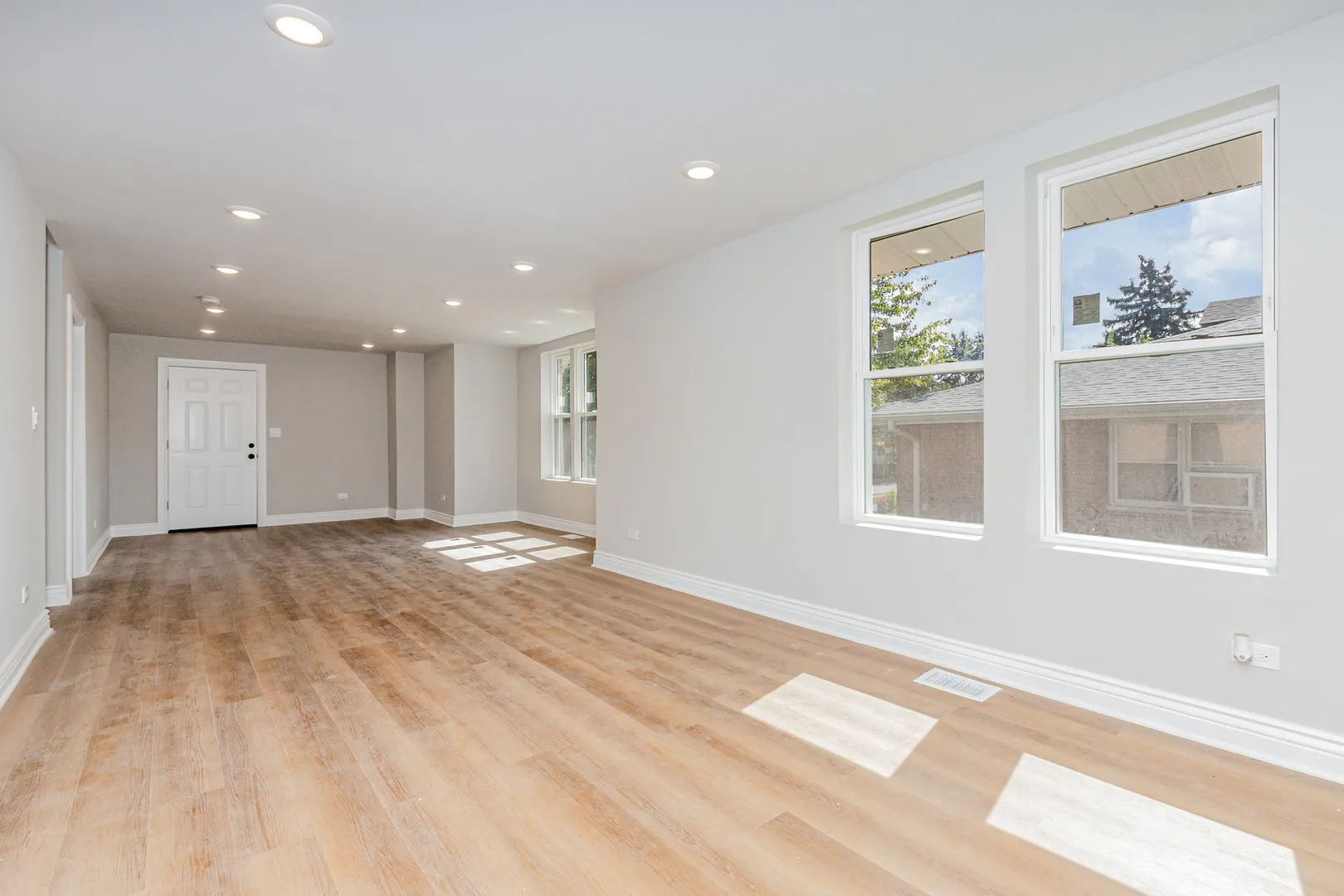 1211 Highland Avenue IL