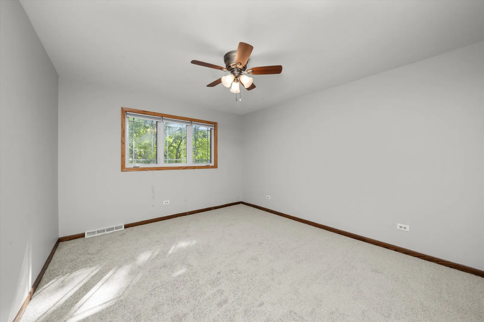 9047 W Oak Crest Court IL