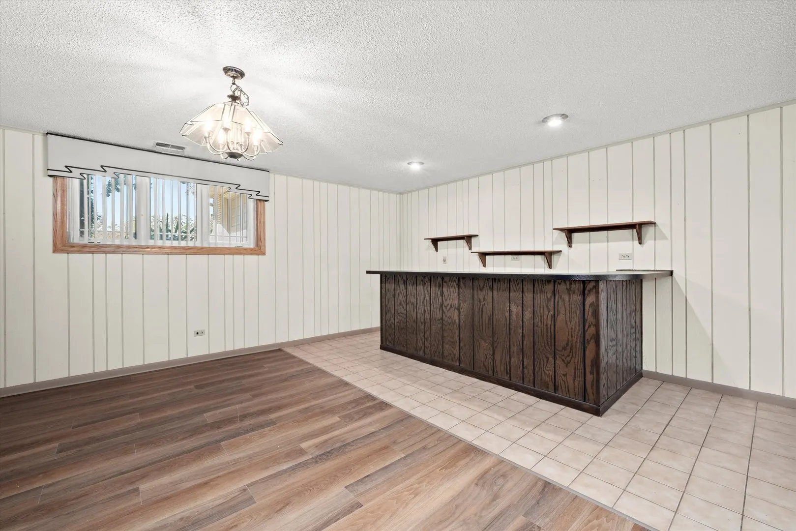 9047 W Oak Crest Court IL