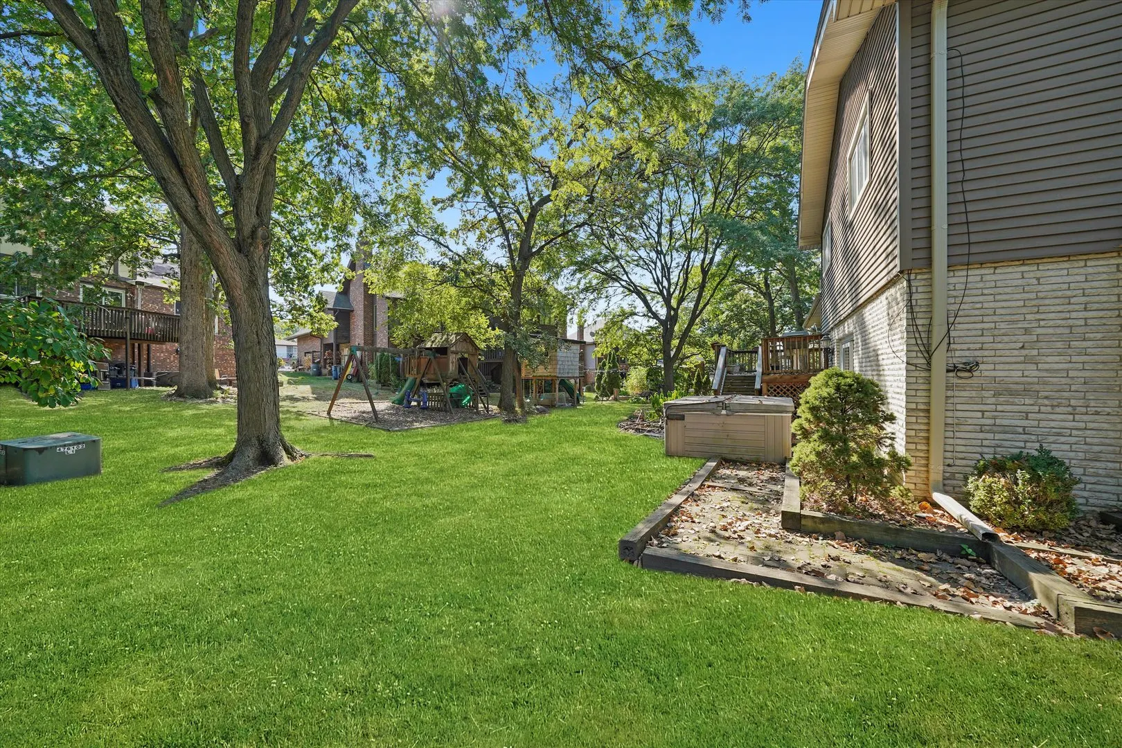 9047 W Oak Crest Court IL