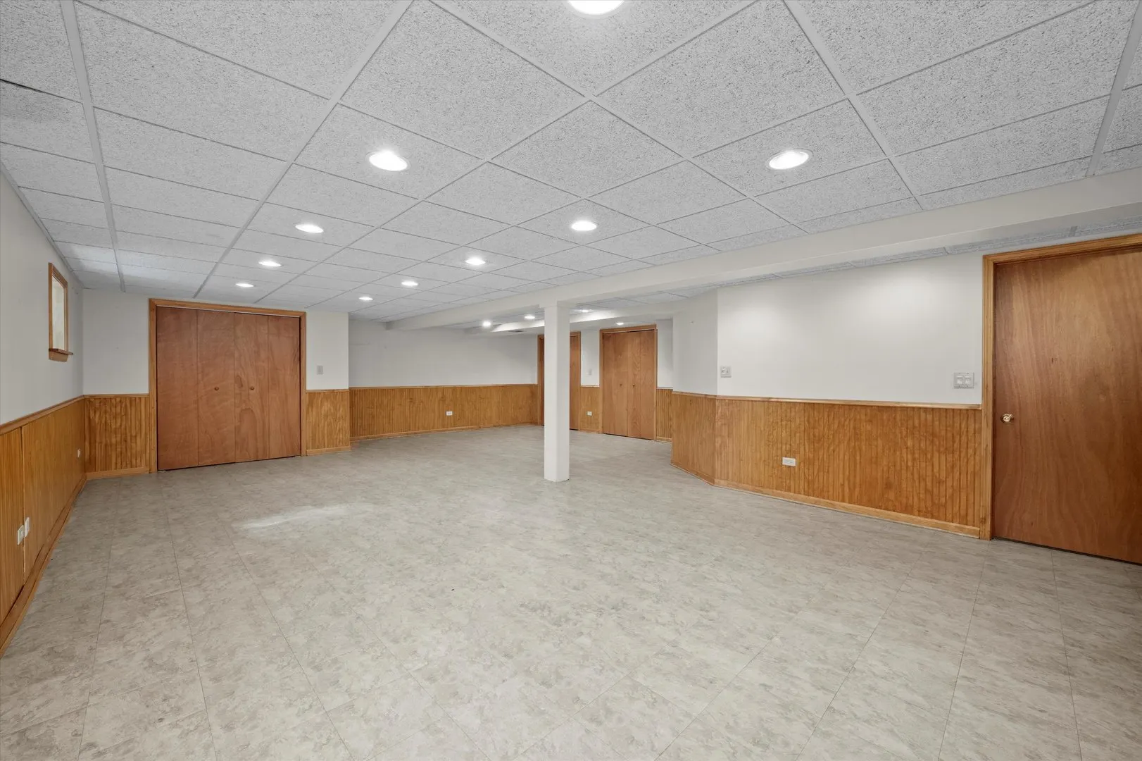 9047 W Oak Crest Court IL