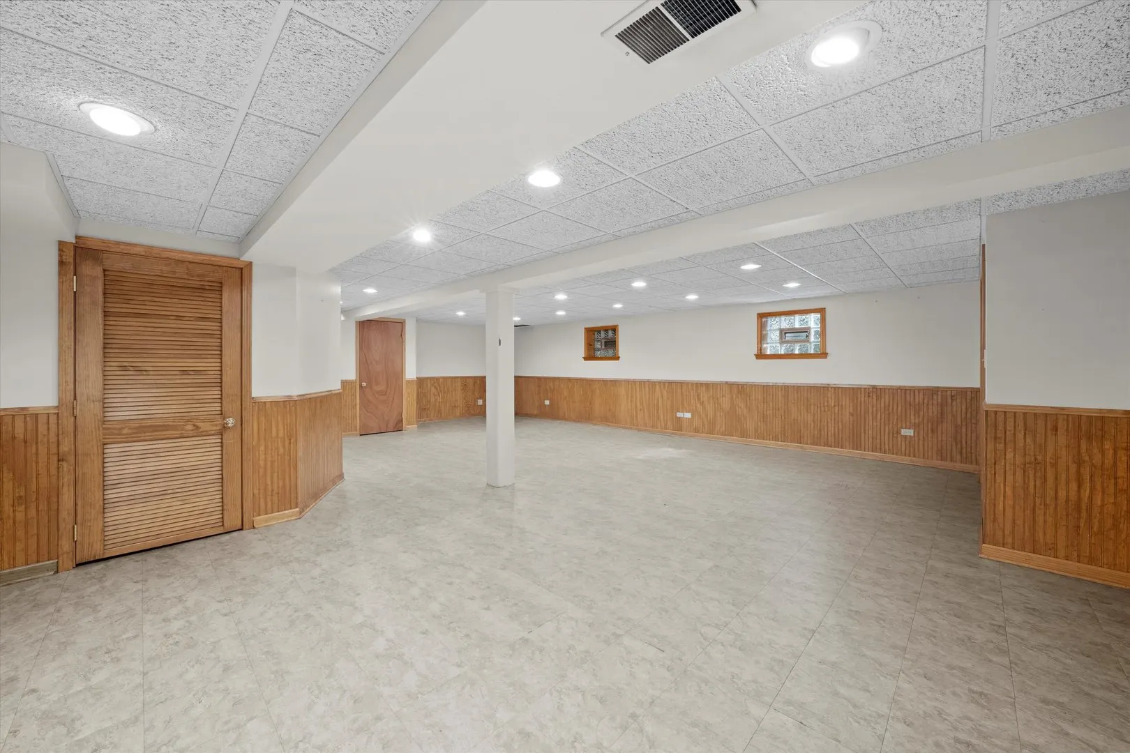 9047 W Oak Crest Court IL