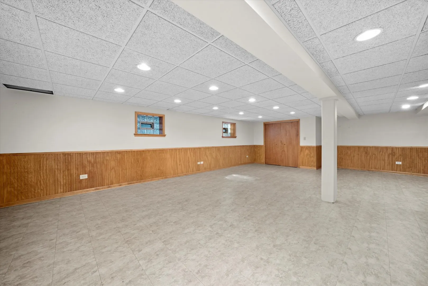 9047 W Oak Crest Court IL