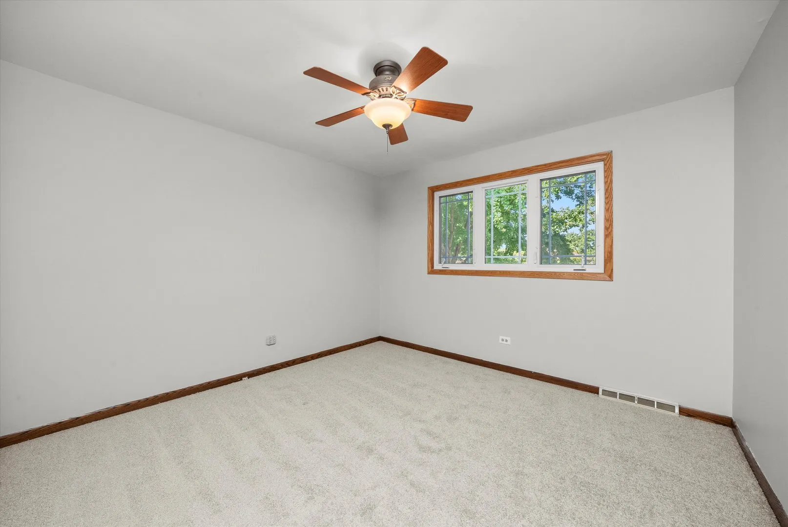 9047 W Oak Crest Court IL