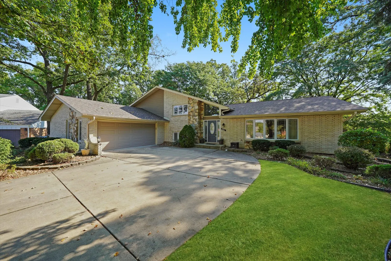 9047 W Oak Crest Court IL
