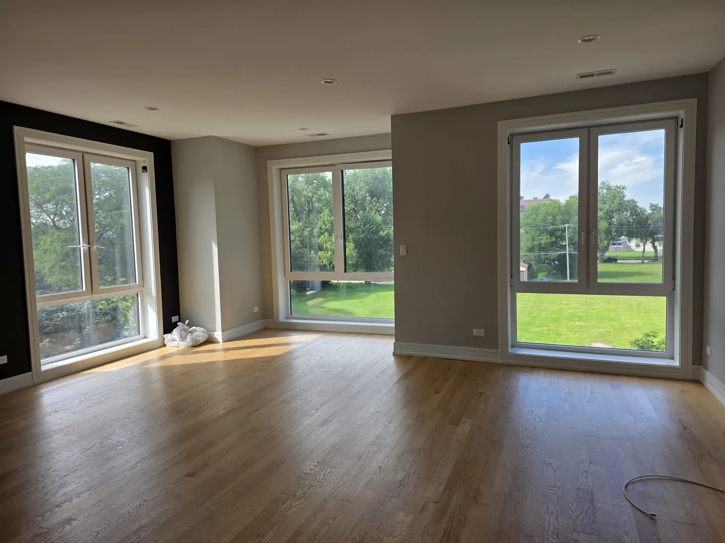 3759 S Lake Park Avenue 2 IL