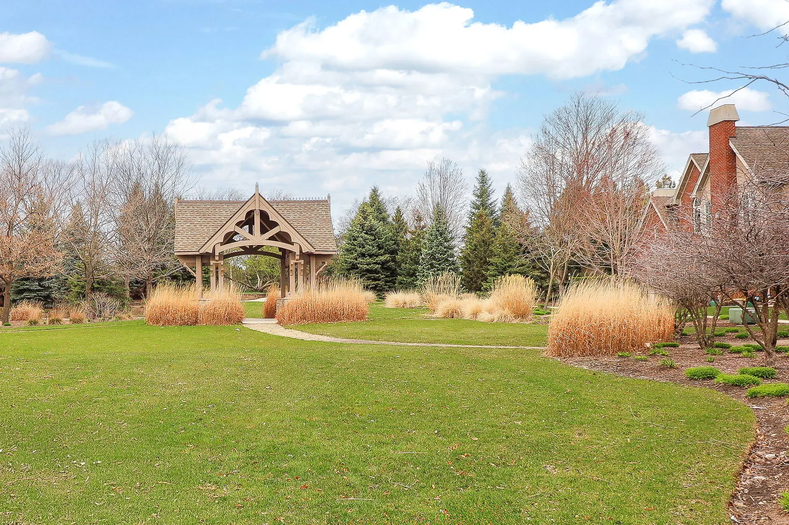 169 Waverly Court IL