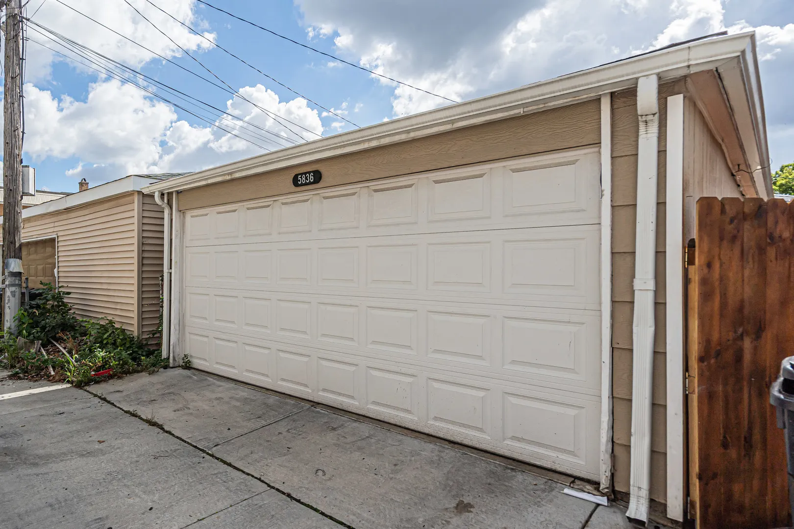 5836 W Diversey Avenue IL