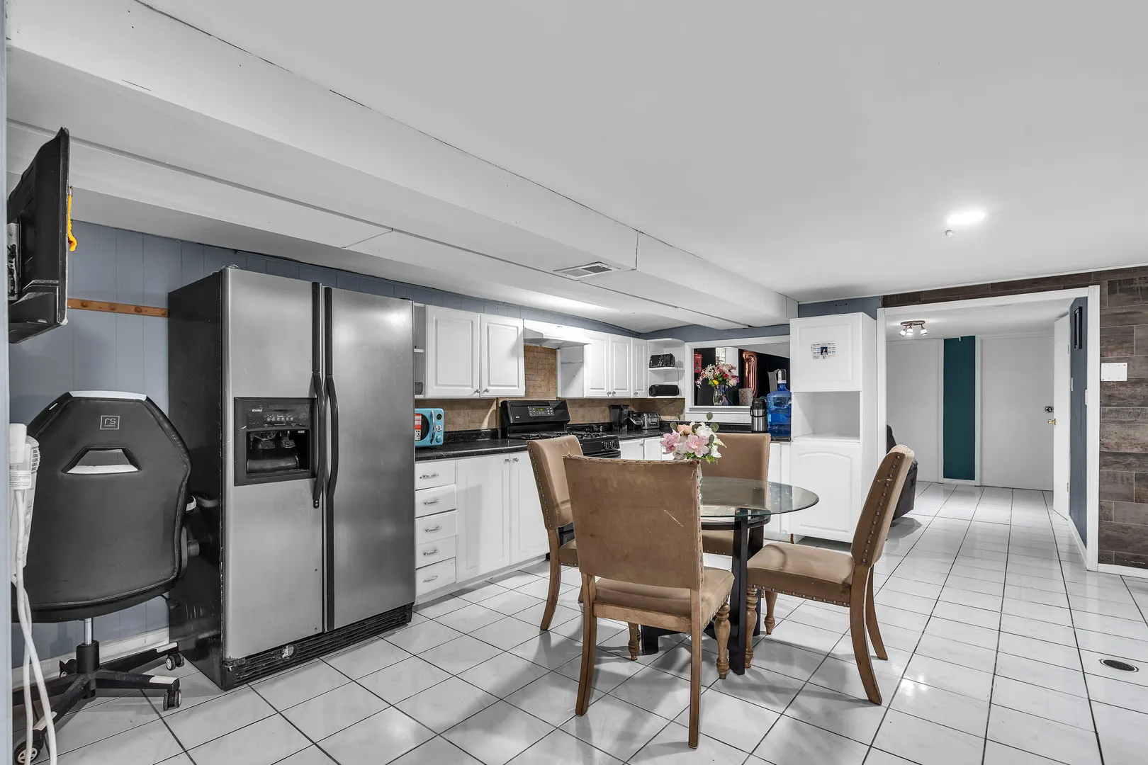 5836 W Diversey Avenue IL