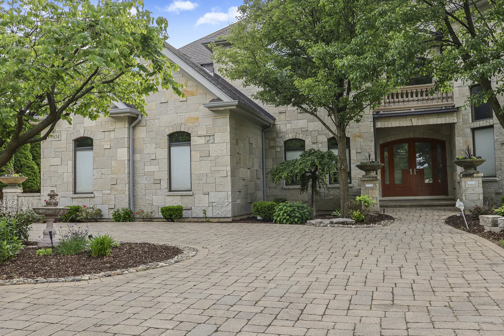 904 S Edgewood Lane IL