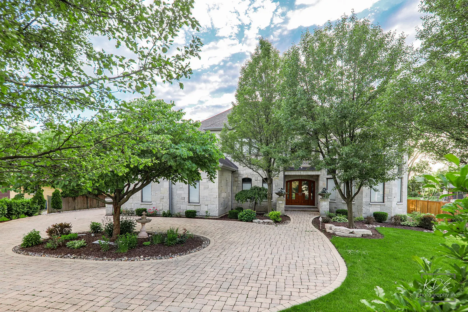904 S Edgewood Lane IL