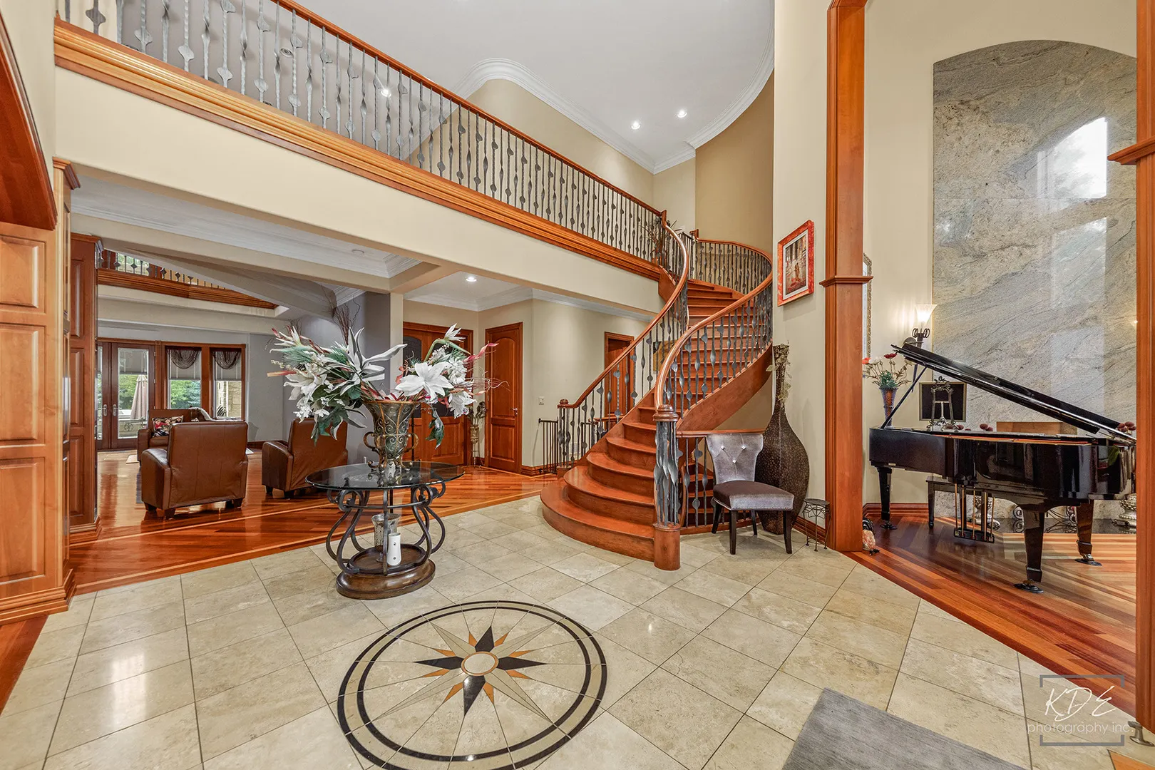 904 S Edgewood Lane IL
