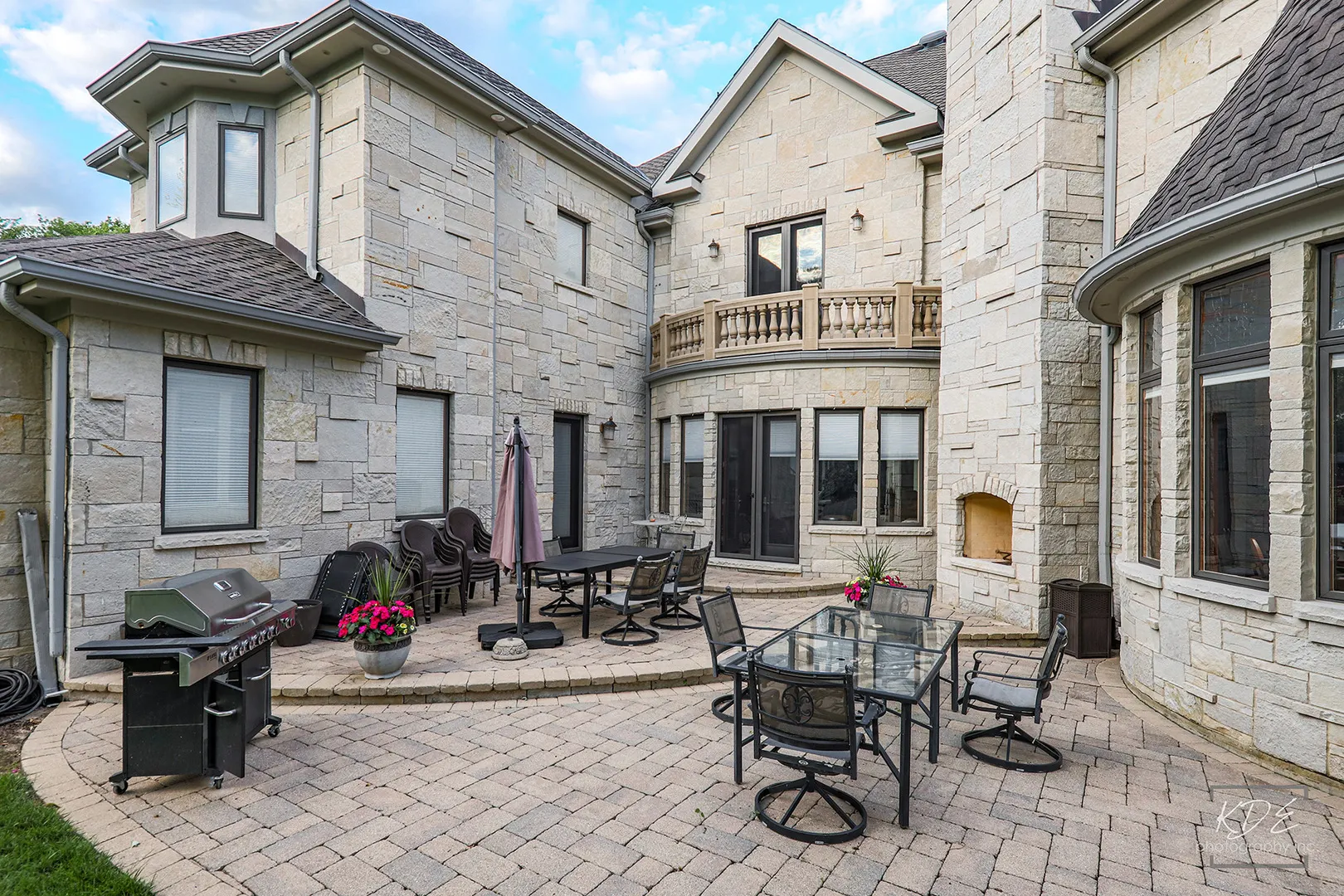 904 S Edgewood Lane IL